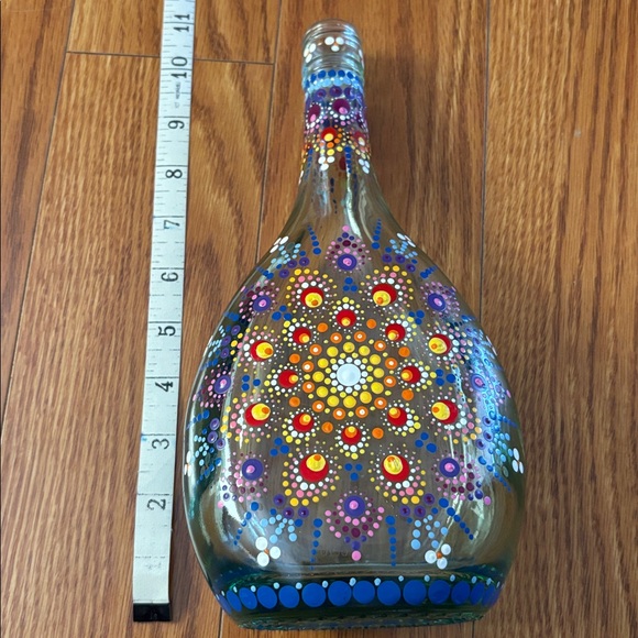 ONE-OF-A-KIND HAND PAINTED GLASS BOTTLE * VERY BOHO-HIPPIE - Picture 5 of 6